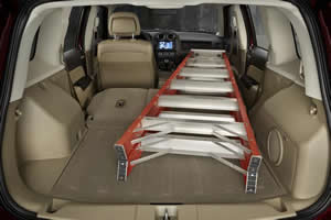 Jeep Patriot cargo storage seats down